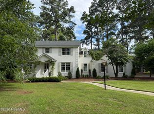 4504 Stratton Dr, New Bern, NC 28562