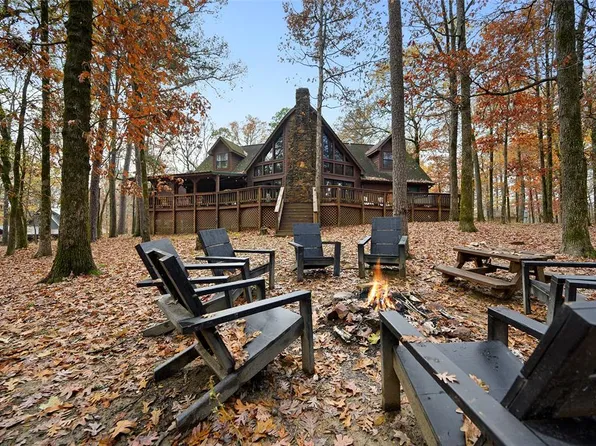 152 Mitchell Ln, Broken Bow, OK 74728