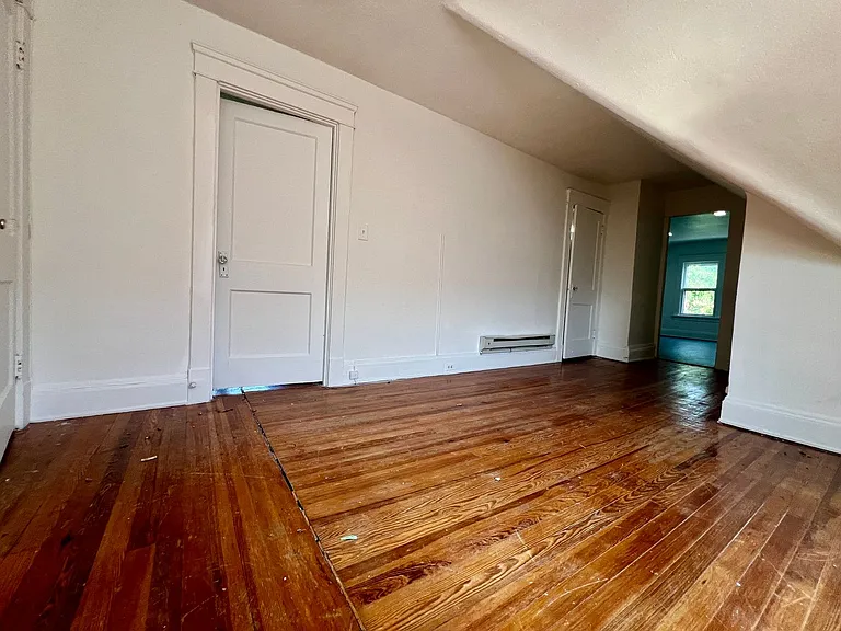 3305 E Overlook Rd — Photo 3