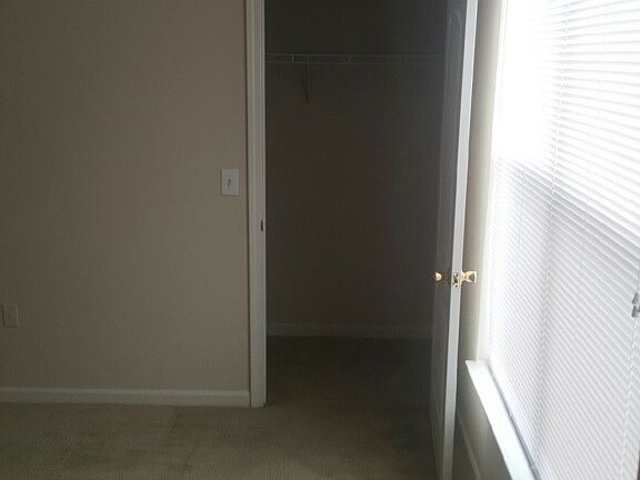 4th image of 10515 Villa View Cir