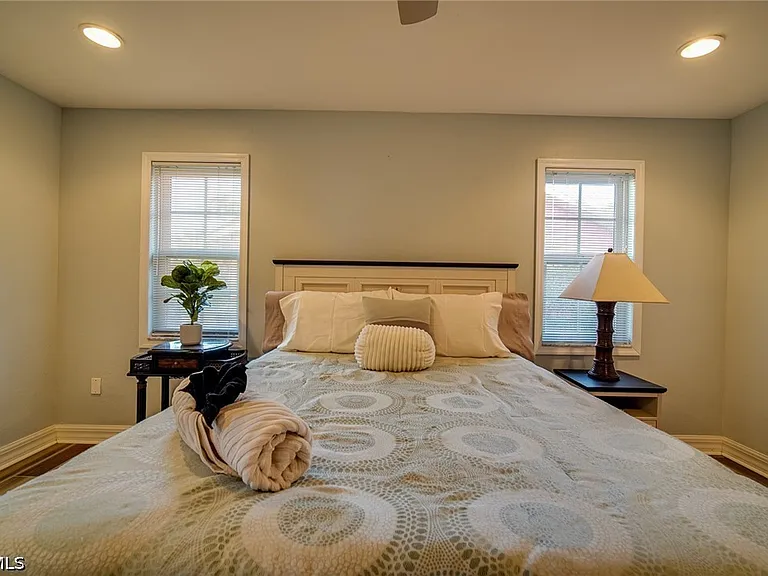 8831 Banyan Cove Cir — Photo 12
