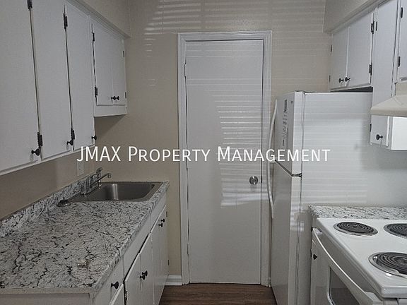 4th image of 812 Westside Blvd NW APT 4