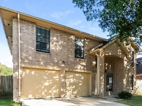1909 Wildwood Ridge Dr