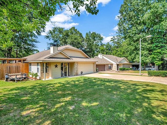 3rd image of 502 Forest Creek Dr