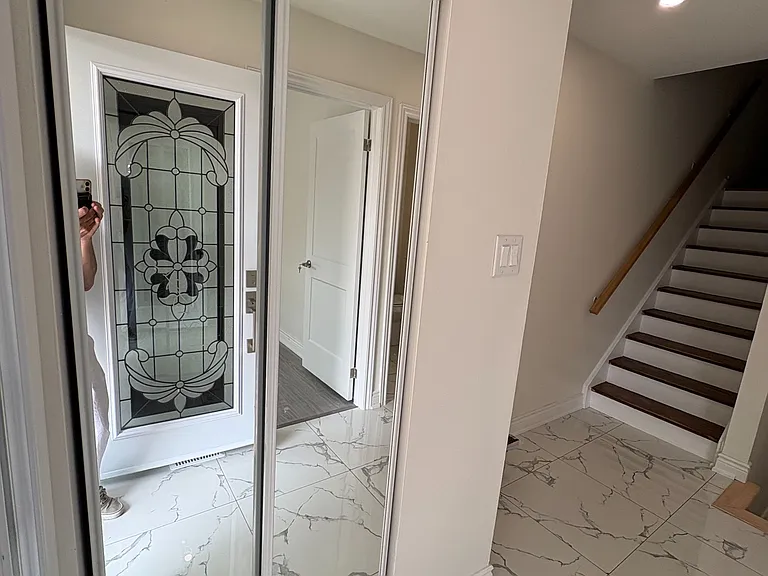 44 Sylvia St — Photo 6