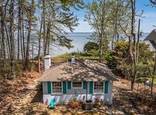 165 Warner Ln, Hague, VA