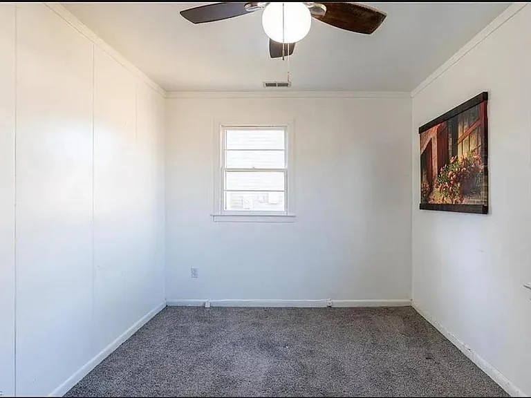 Unit Photo