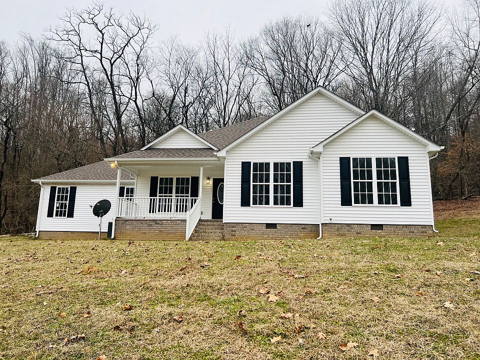 Welcome to 770 Bunker Hill Rd, just a couple of minutes to I-65, with beautiful country views.