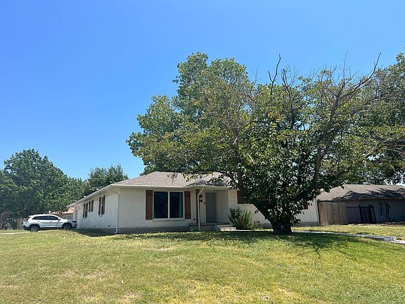 2nd image of 4306 Skyline Dr