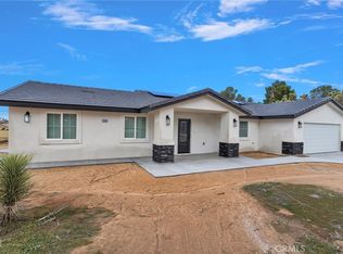 20190 Osseo Rd, Apple Valley, CA 92308