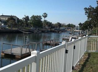 5049 Blue Heron Dr, New Port Richey, FL 34652
