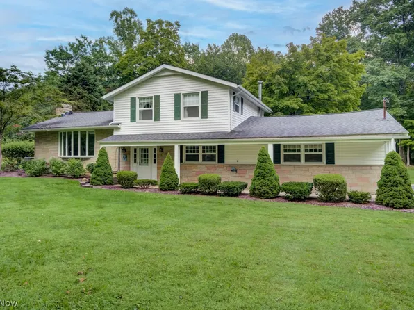 15207 Hook Hollow Rd, Novelty, OH 44072