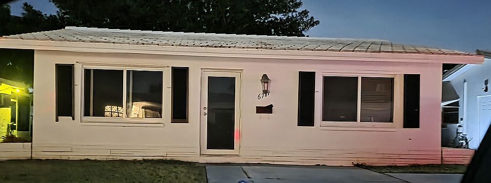 1st image of 6711 NW 72nd St