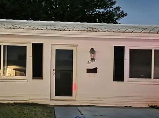 6711 NW 72nd St, Tamarac, FL 33321