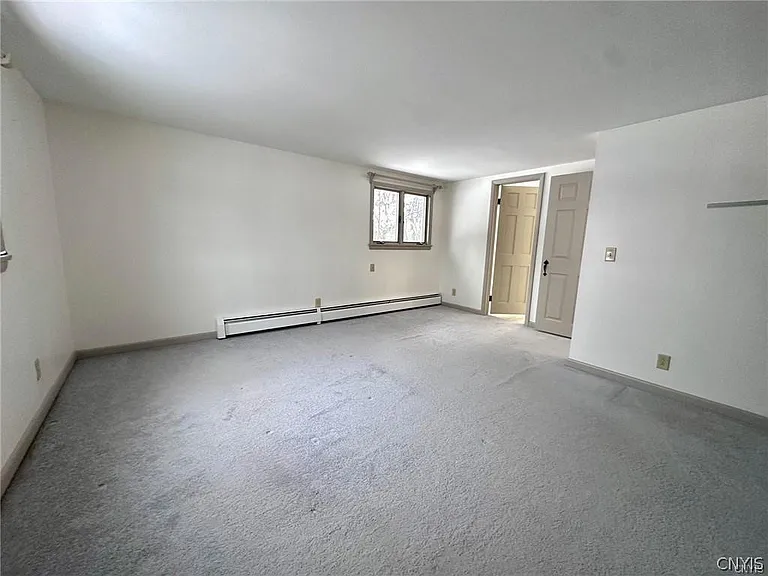 4048A West Rd — Photo 14