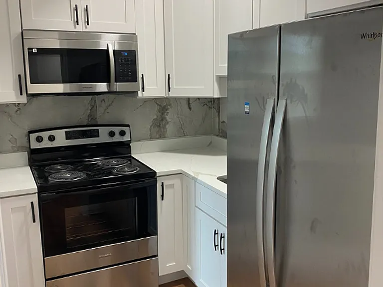 1211 Poplar Grove St #2B-600-2B — Photo 4