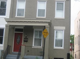 601 Kenyon St NW, Washington, DC 20010