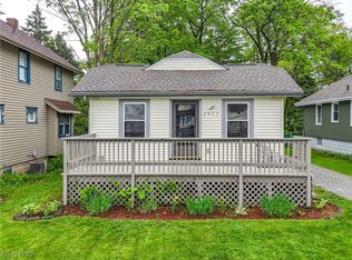 1977 High St, Cuyahoga Falls, OH 44221
