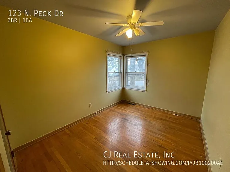 123 N Peck Dr — Photo 6