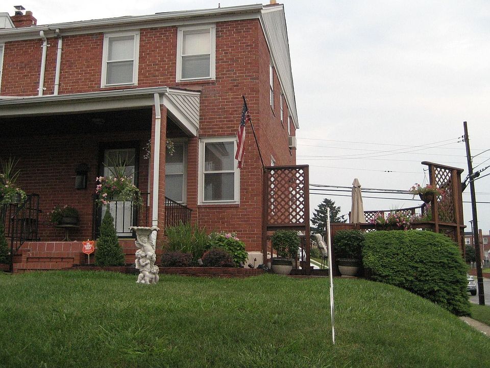 Front Street View