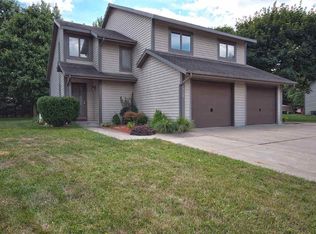 1720 College Manor Dr, Goshen, IN 46526