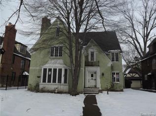 19594 Shrewsbury Rd, Detroit, MI 48221