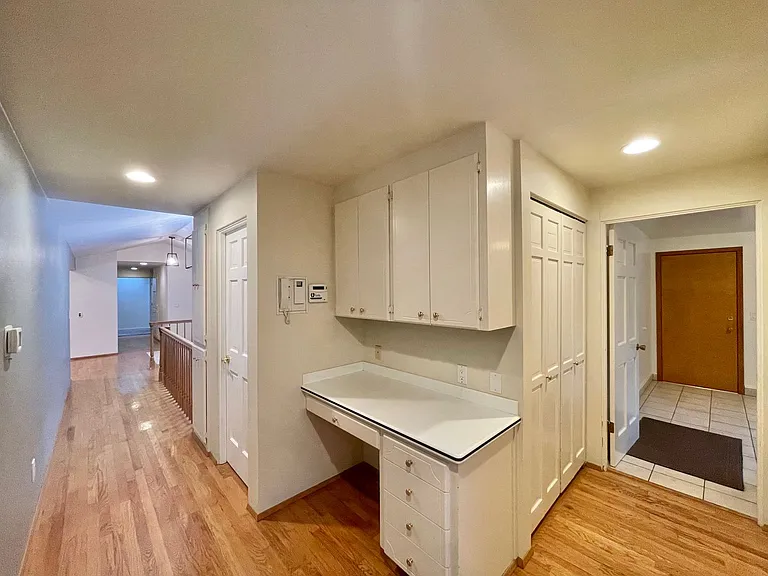8611 NE 26th Pl — Photo 29