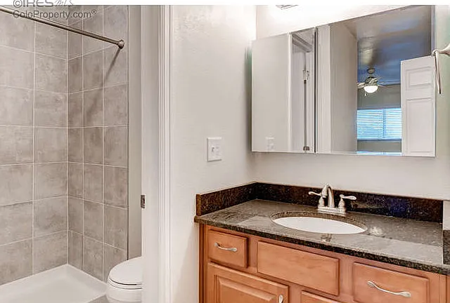 695 Manhattan Dr — Photo 8