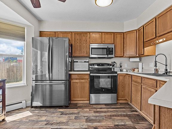 5th image of 496 Moonlight Ct