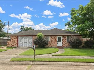 2121 Brigade Dr, Chalmette, LA 70043