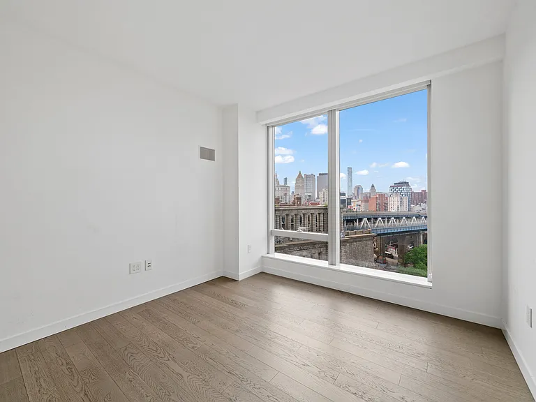 252 South St #16M — Photo 20
