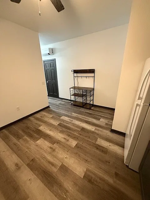 114 N Water St — Photo 2
