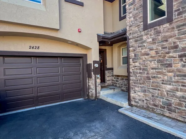 2428 Khoury Ln, Elko, NV 89801