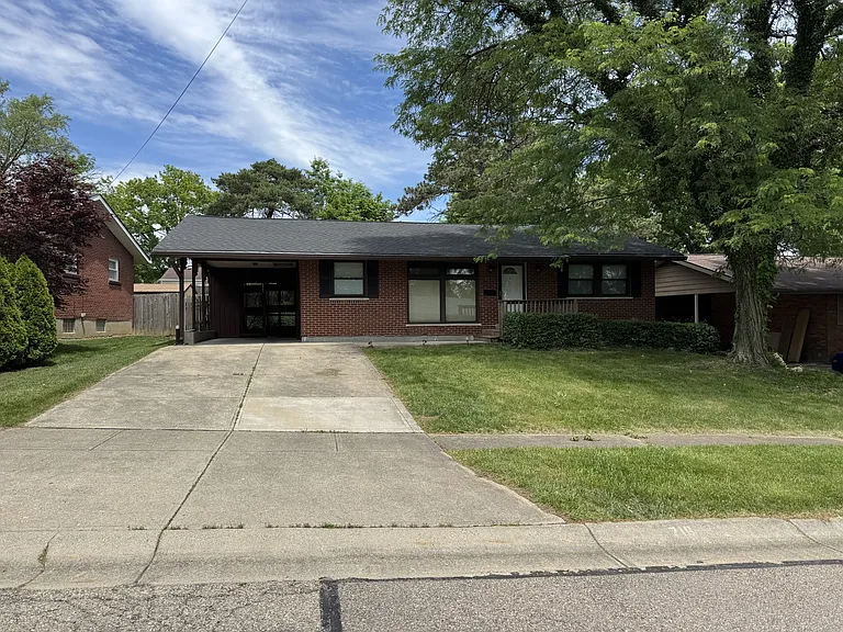 716 Cranford Dr — Photo 1