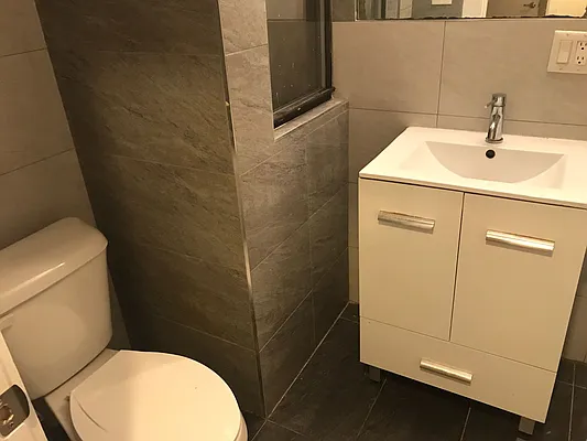 Rented by Premier Metro Realty Corp | media 40