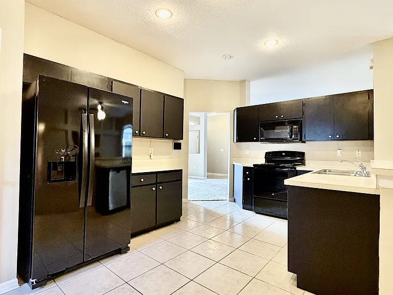3415 Silver Meadow Way — Photo 37