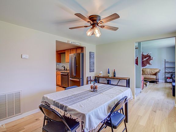 3rd image of 178 Conant Rd