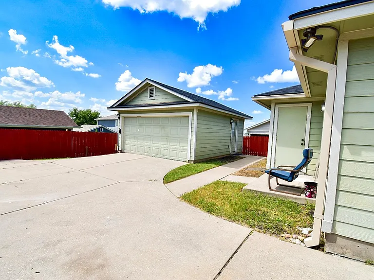 13525 Briarcreek Loop — Photo 16