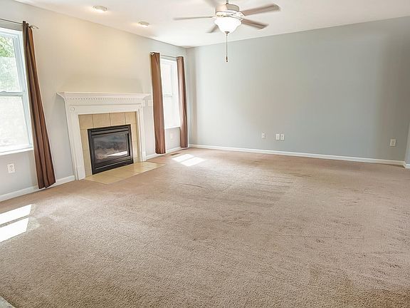 3rd image of 1091 Cherryknoll Ct