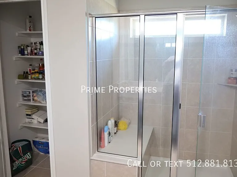 11500 Maple Leaf Way — Photo 23