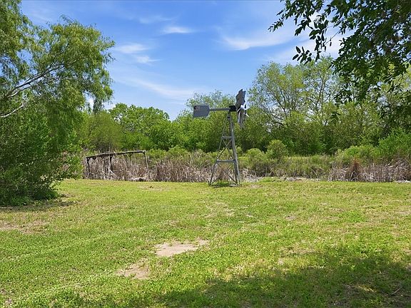 4th image of 731 County Road 325