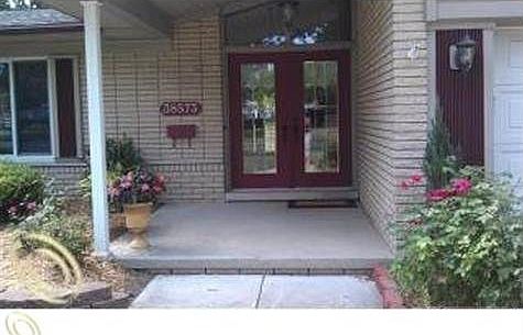 Roycroft - Beautiful Entry.jpg