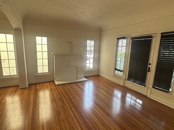 2nd image of 1048 N Sierra Bonita Ave #1048
