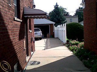 2nd image of 15653 Hanover Ave