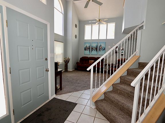 3rd image of 2713 Eastridge Ct