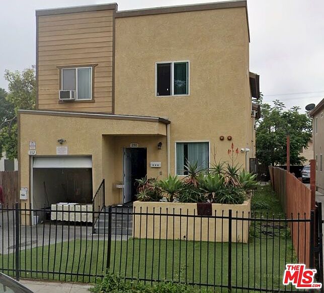 1st image of 350 E 105th St