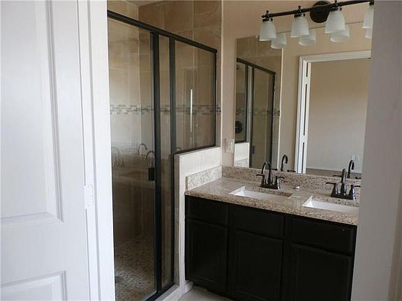 5th image of 5003 Sanger Circle Dr #5003