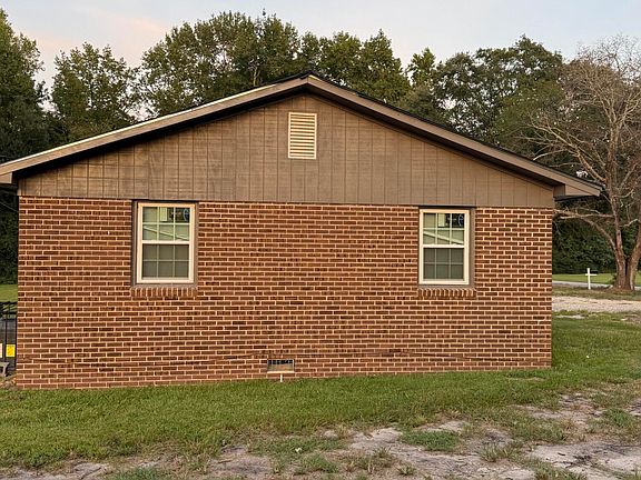 3rd image of 17321 Old Lumberton Road