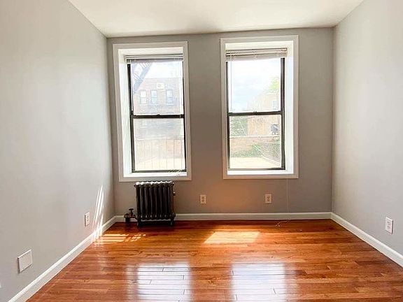5th image of 31-17 35th St #2