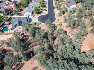 5700 Beaumont Dr, Redding, CA 96003